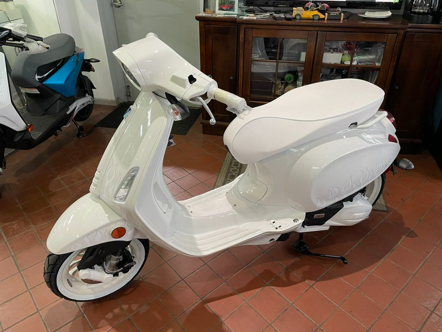 2023 VESPA Sprint 150 JUSTIN BIEBER X