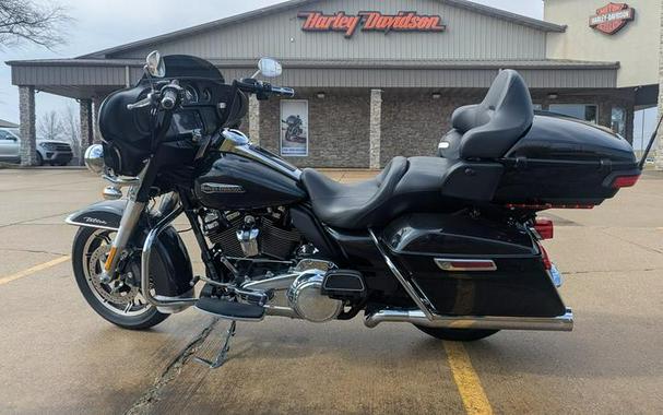 2018 Harley-Davidson® FLHTCU - Electra Glide® Ultra Classic®