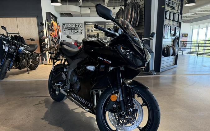 2026 Triumph Daytona 660 Sapphire Black
