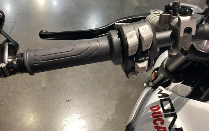2024 Ducati Monster Plus
