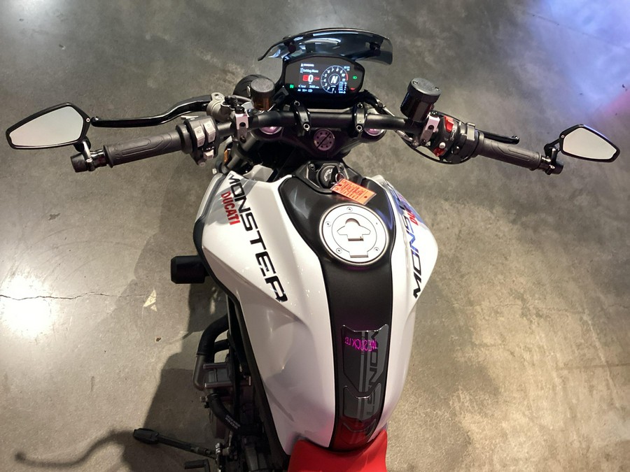 2024 Ducati Monster Plus