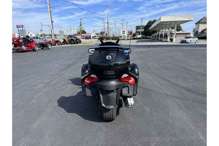 2016 Can-Am SPYDER RT LIMITED