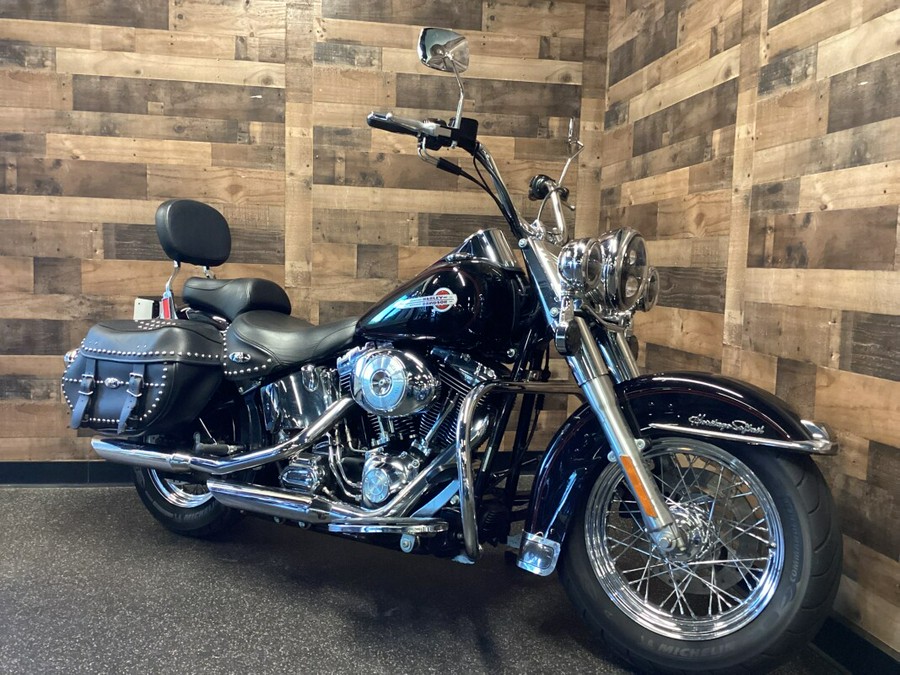 2002 Harley-Davidson Heritage Softail® Classic Black FLSTC