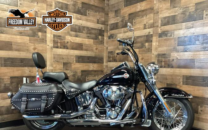 2002 Harley-Davidson Heritage Softail® Classic Black FLSTC