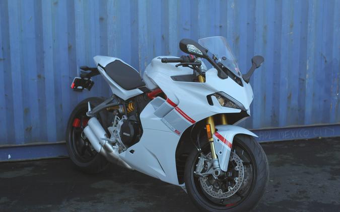 2024 Ducati SuperSport S