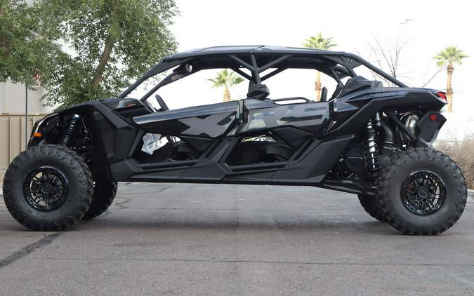 2026 Can-Am® Maverick X3 Max X RS Turbo RR Triple Black_7.6 in.