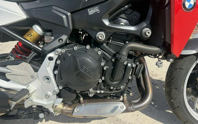 2021 BMW F 900 R Hockenheim Silver Metallic / Racing Red