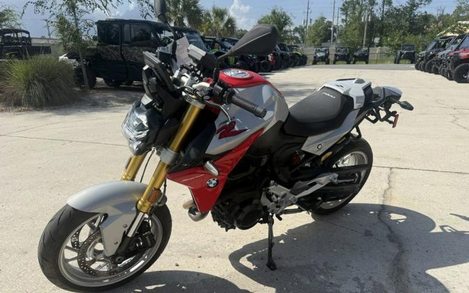 2021 BMW F 900 R Hockenheim Silver Metallic / Racing Red