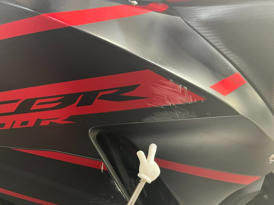 2018 Honda CBR300R