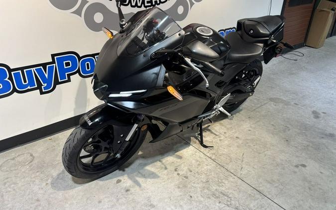 2025 Yamaha YZF-R3