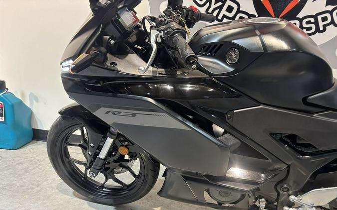 2025 Yamaha YZF-R3