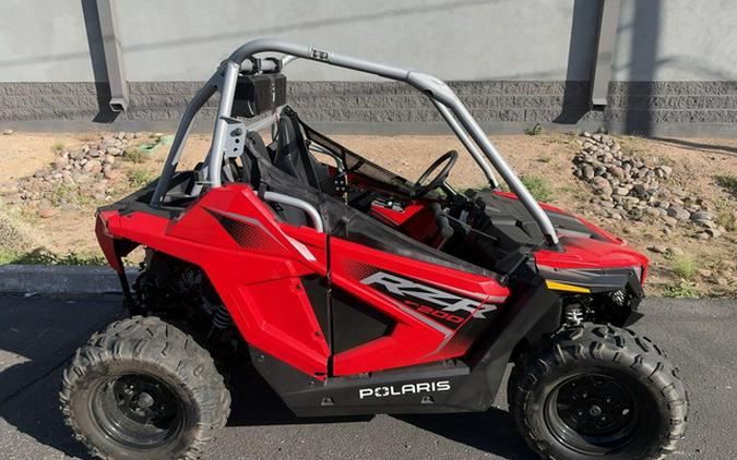 2026 Polaris RZR 200 EFI
