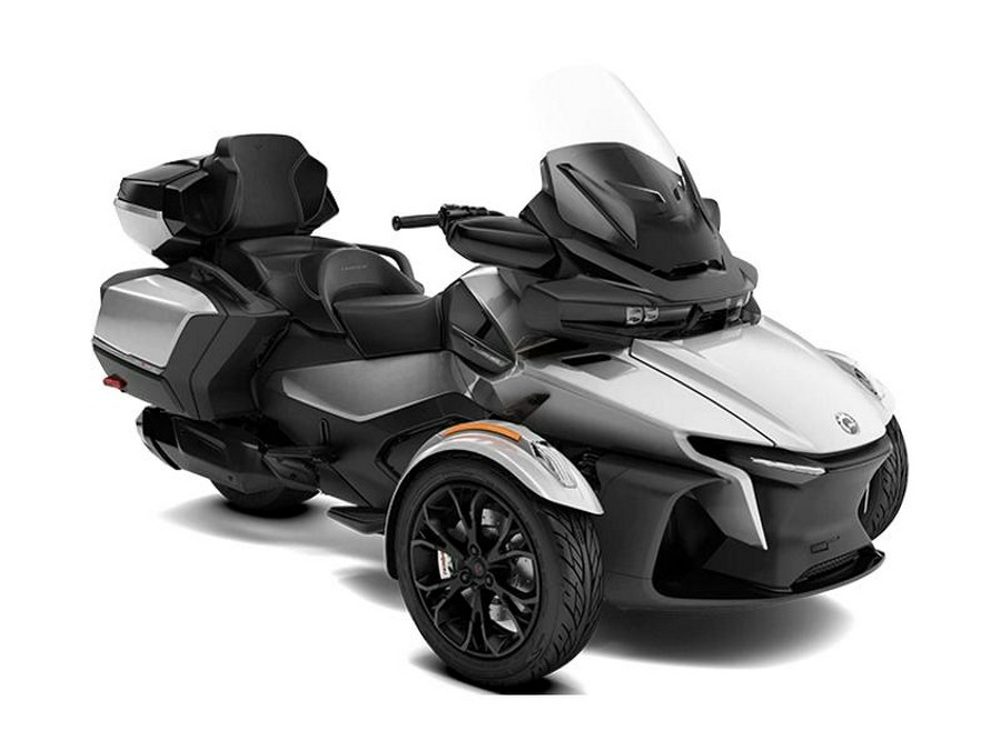 2022 Can-Am® Spyder RT Limited Dark Wheels