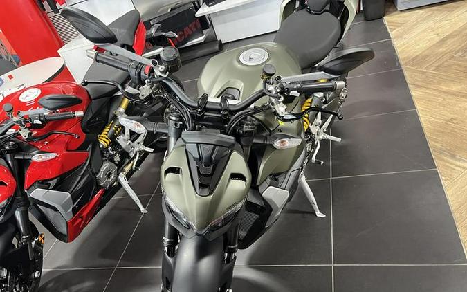 2024 Ducati Streetfighter V2 Storm Green