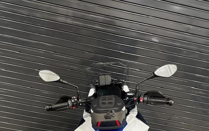 2025 BMW F 900 XR