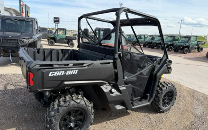 2026 Can-Am Defender DPS HD9