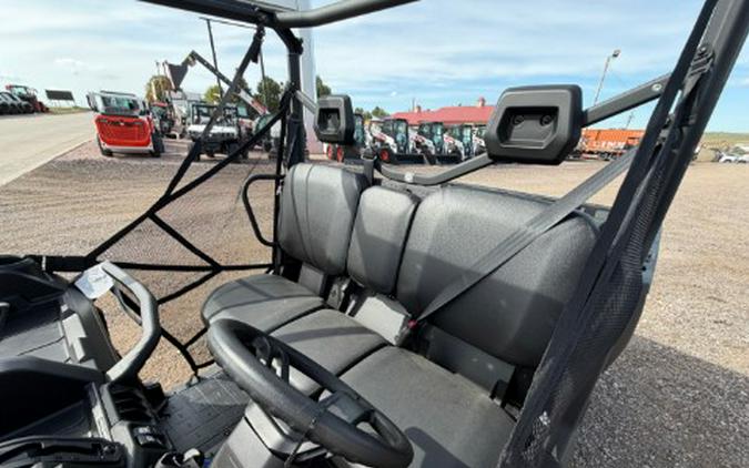 2026 Can-Am Defender DPS HD9