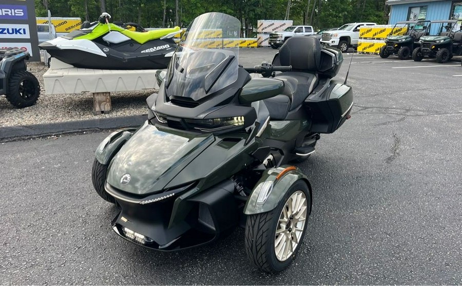 2023 Can-Am Spyder RT Sea To Sky