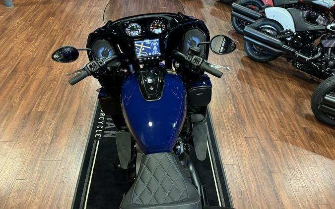 2024 Indian Motorcycle® Pursuit® Dark Horse® with PowerBand Audio Package Springfield Blue