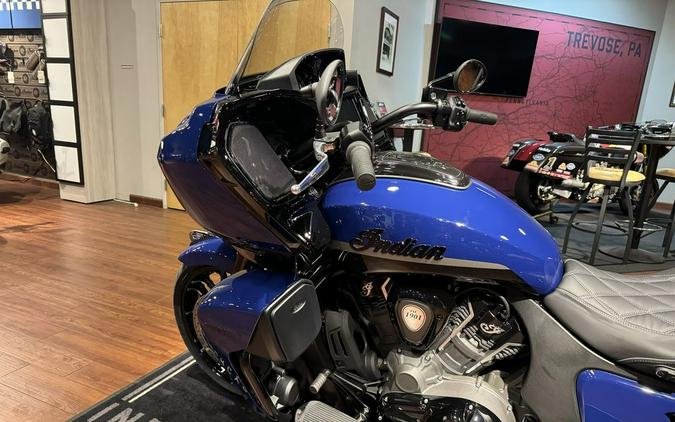 2024 Indian Motorcycle® Pursuit® Dark Horse® with PowerBand Audio Package Springfield Blue