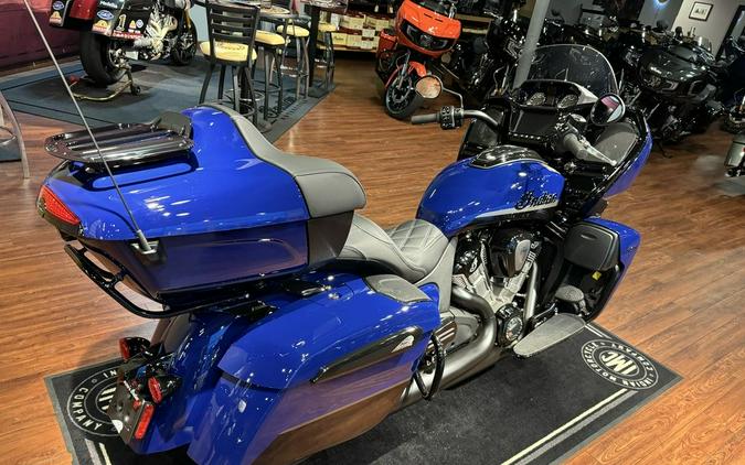 2024 Indian Motorcycle® Pursuit® Dark Horse® with PowerBand Audio Package Springfield Blue