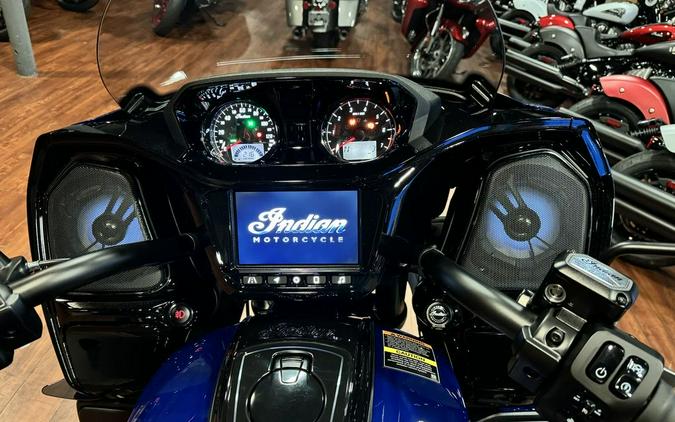 2024 Indian Motorcycle® Pursuit® Dark Horse® with PowerBand Audio Package Springfield Blue