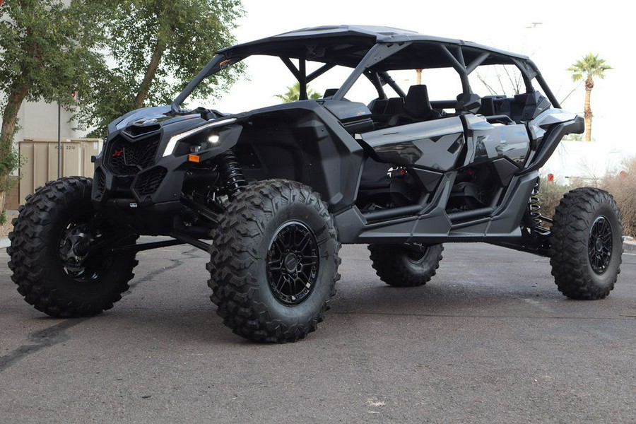 2026 Can-Am® Maverick X3 Max X RS Turbo RR Triple Black_7.6 in.