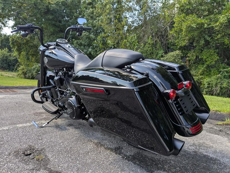 2025 Harley-Davidson® FLHRXS - Road King® Special