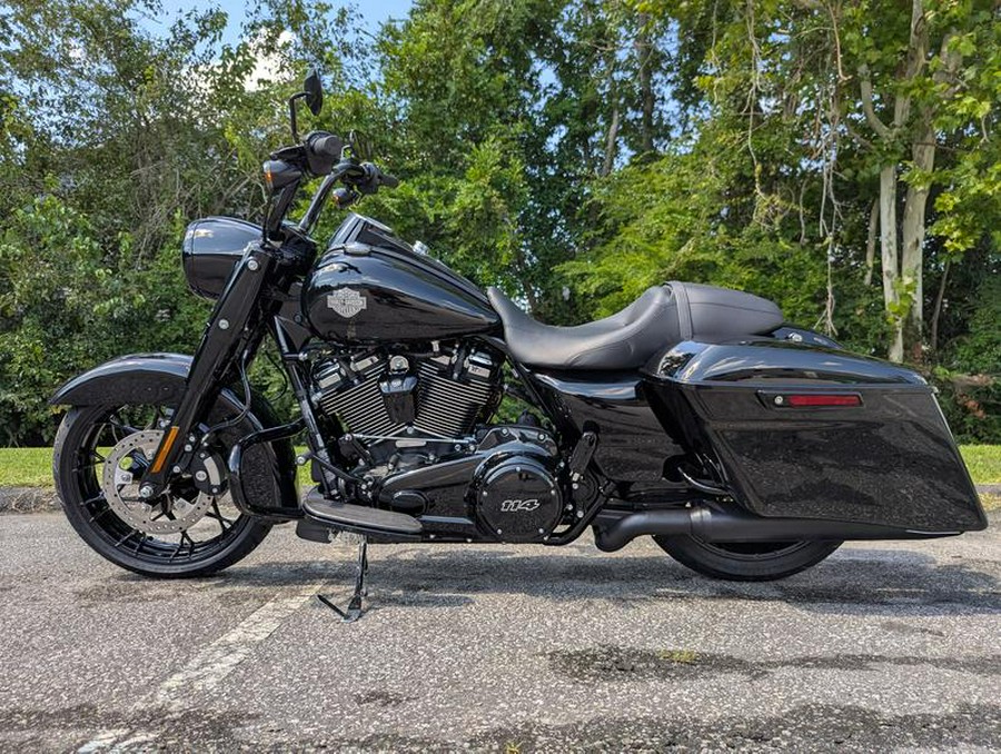 2025 Harley-Davidson® FLHRXS - Road King® Special