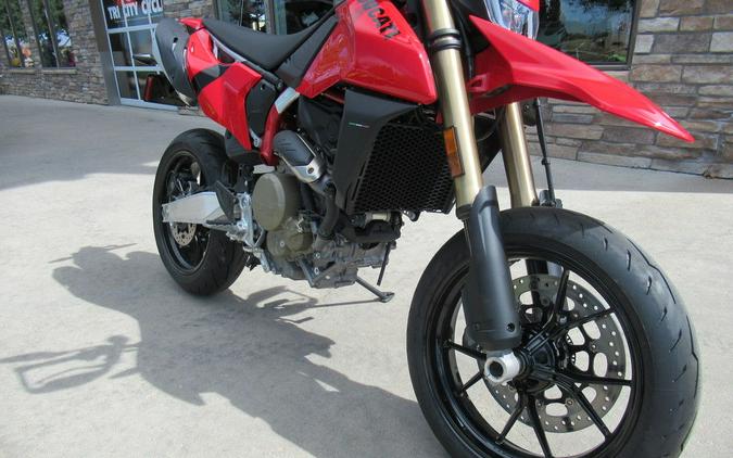 2026 Ducati Hypermotard 698 Mono Red