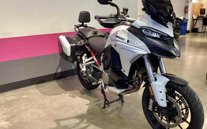2023 Ducati Multistrada V4 S Travel & Radar