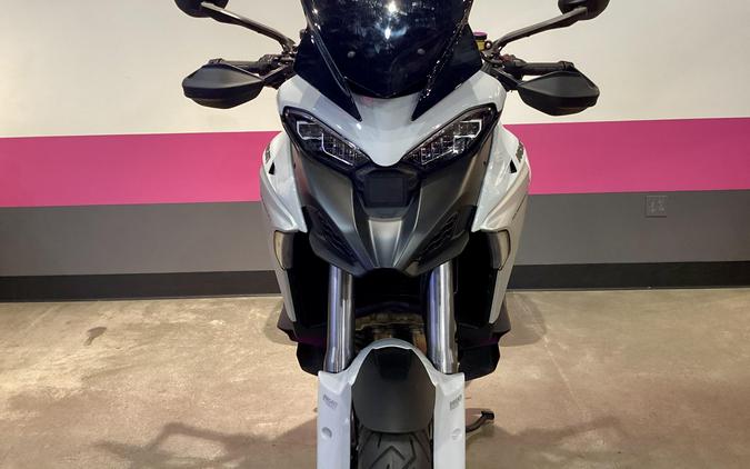 2023 Ducati Multistrada V4 S Travel & Radar