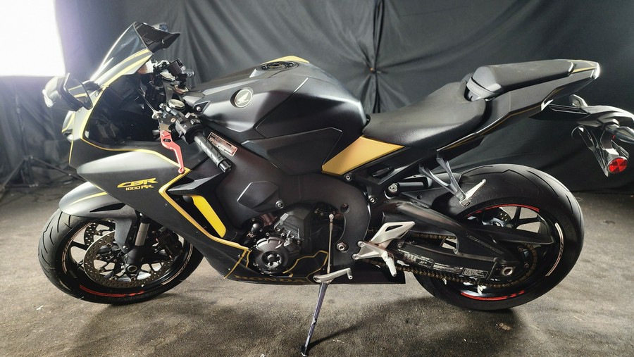 2018 HONDA CBR1000RR ABS - F100013