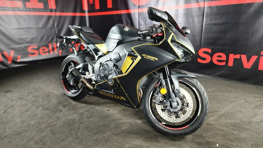 2018 HONDA CBR1000RR ABS - F100013