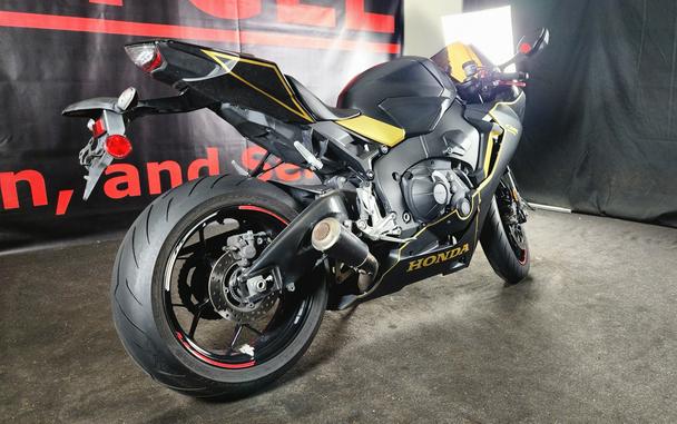 2018 HONDA CBR1000RR ABS - F100013