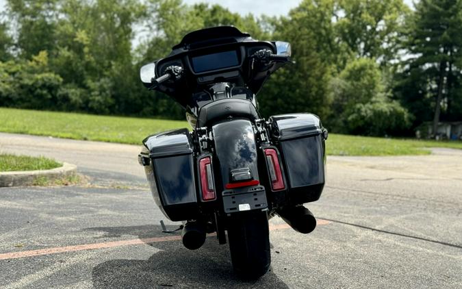 2024 Harley-Davidson Street Glide® Vivid Black - Black Finish