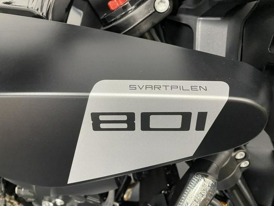 2025 Husqvarna SVARTPILEN 801