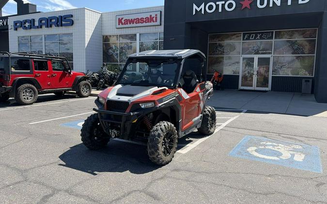 2019 Polaris® General® 1000 EPS Deluxe Orange Rust