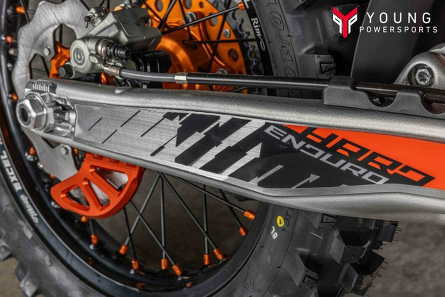 2026 KTM XC 300 W Hardenduro