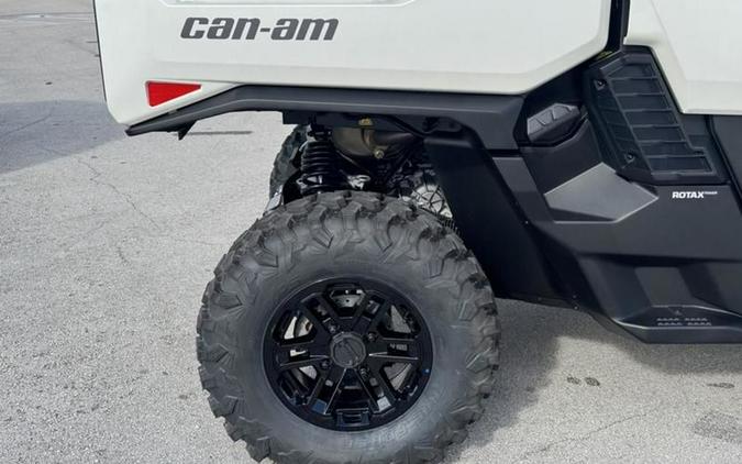 2026 Can-Am® Defender MAX Limited HD11