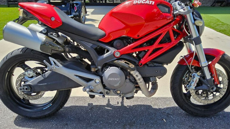 2006 Ducati Monster 696