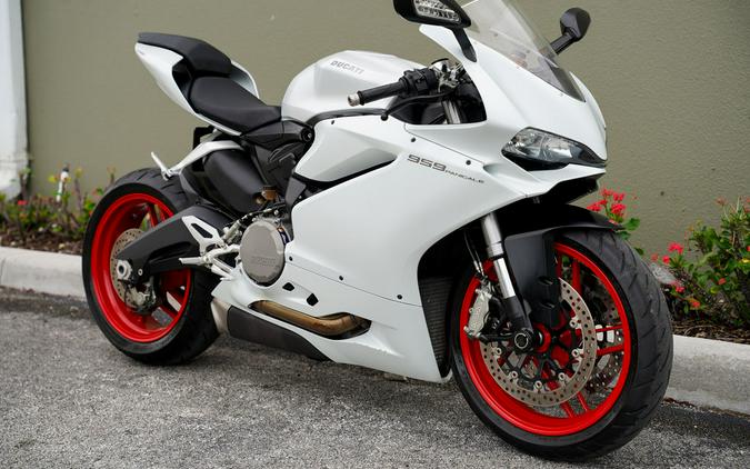 2017 Ducati 959 Panigale Arctic white silk
