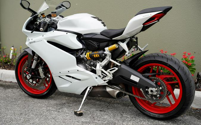 2017 Ducati 959 Panigale Arctic white silk