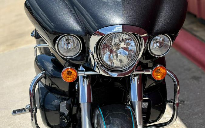 2024 Kawasaki VULCAN® 1700 VOYAGER® ABS VN1700BRFNL Metallic Graphite Gray/Metallic Carbon Gray