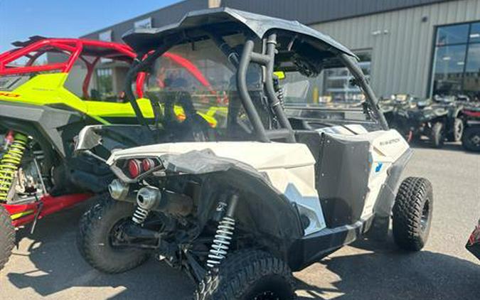 2014 Can-Am Maverick™ 1000R