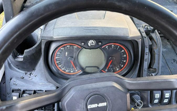 2018 Can-Am Defender DPS HD10