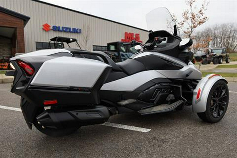 2024 Can-Am Spyder RT