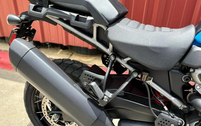 2022 Harley-Davidson® Pan America™ 1250 Special Fastback Blue/White Sand Pearl