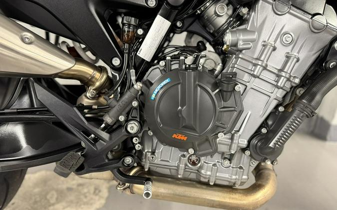 2021 KTM 890 Duke