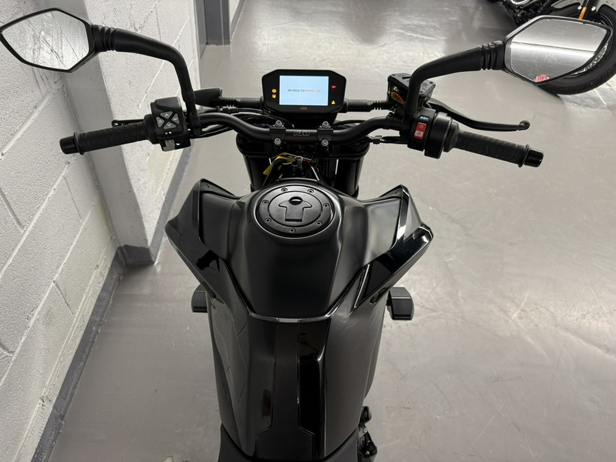 2021 KTM 890 Duke